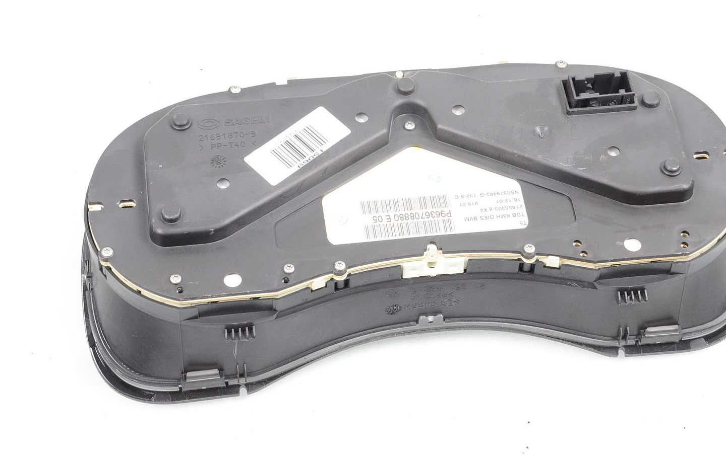 Километраж Peugeot 307 2.0i Пежо 307 2.0i (2002-2012)
