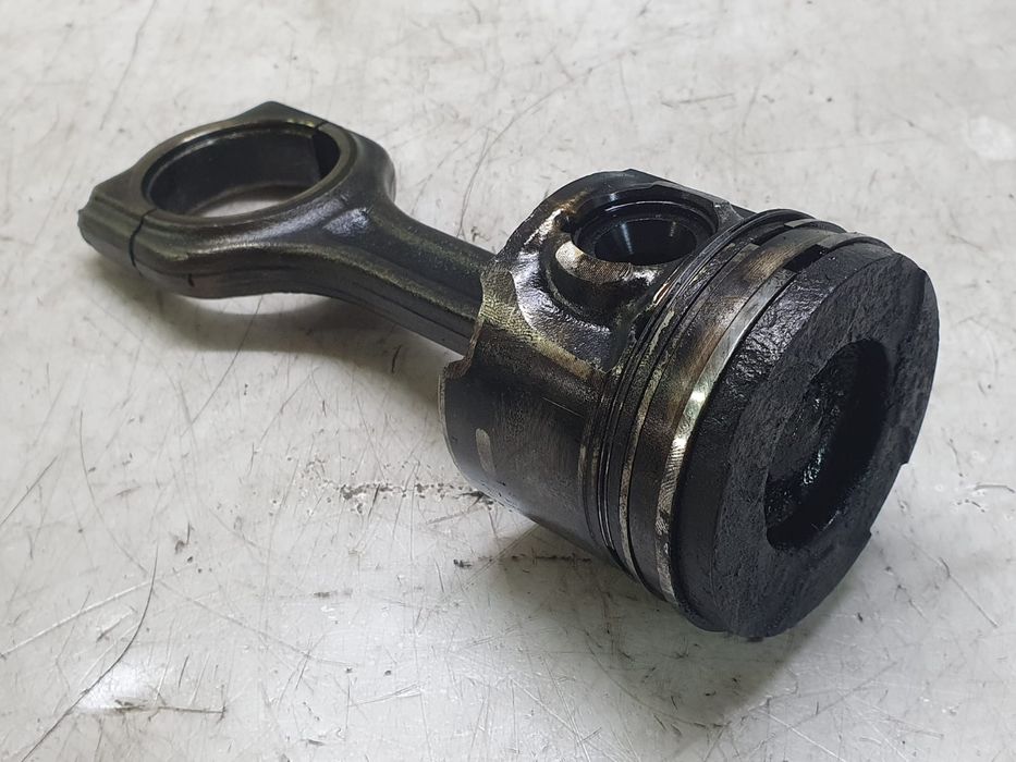 Piston cu biela Citroen C5 1 (facelift) (2004 - 2008) (540) 9HZ