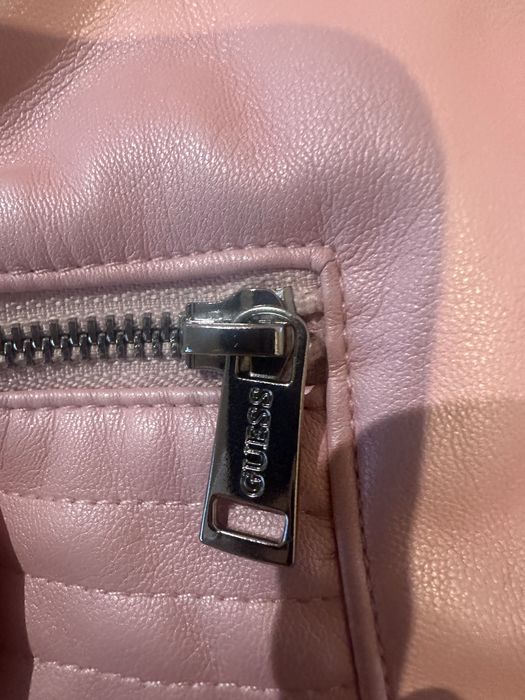 Късо яке GUESS розов цвят, еко кожа