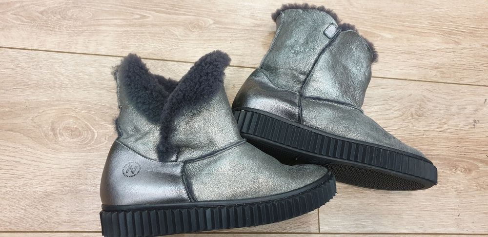 Cizmulite piele si blana Naturino