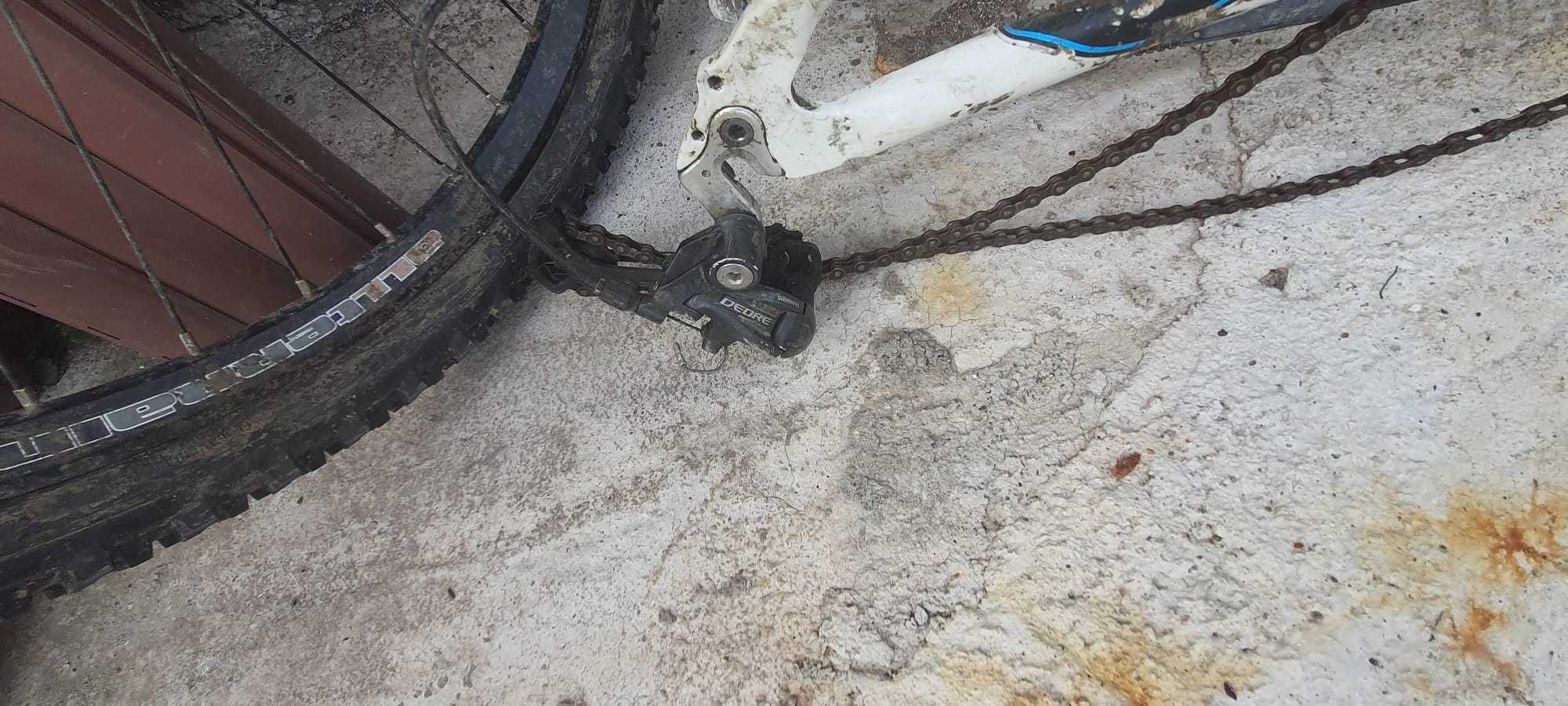 MTB bicicleta munte si asfalt