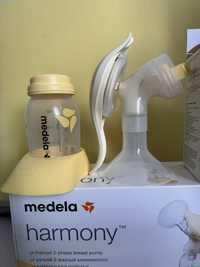 Ръчна двуфазна помпа Medela+подарък