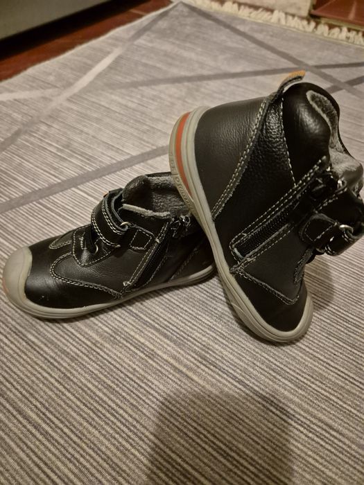 Ghete copii mărimea 24 închidere fermoar si scai