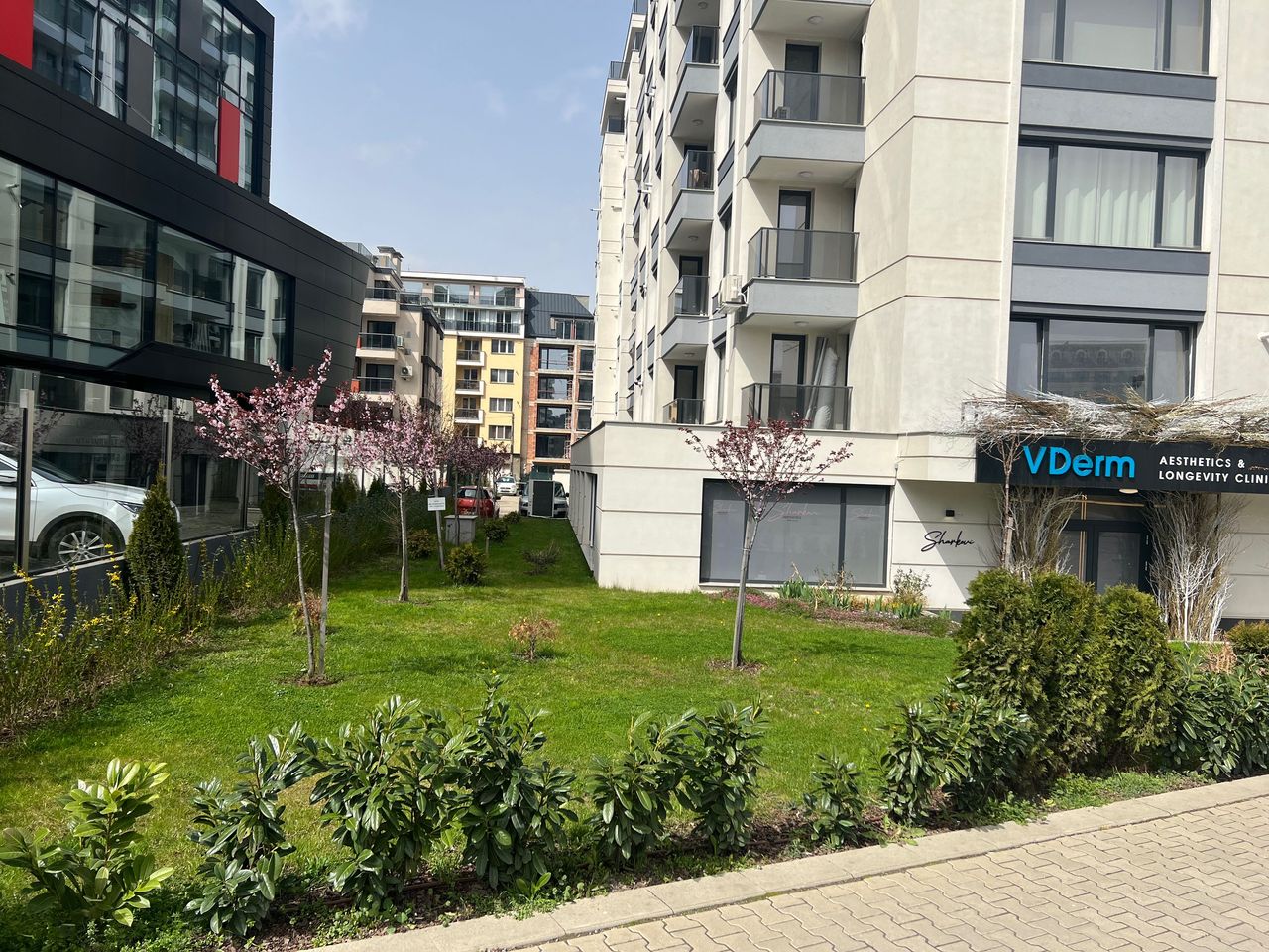 Продава се Двустаен апартамент в София, Кръстова вада - 59 кв.м за 2458 €/кв.м - Снимка #14