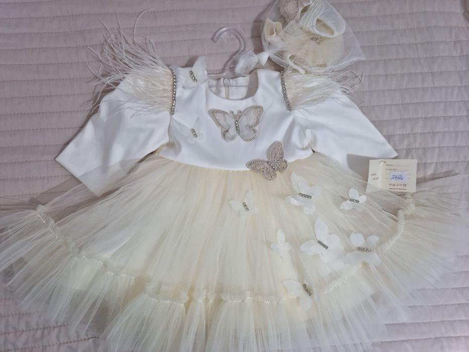 Rochie elegantă cu fluturași 3D, 6-9 luni, cu etichetă
