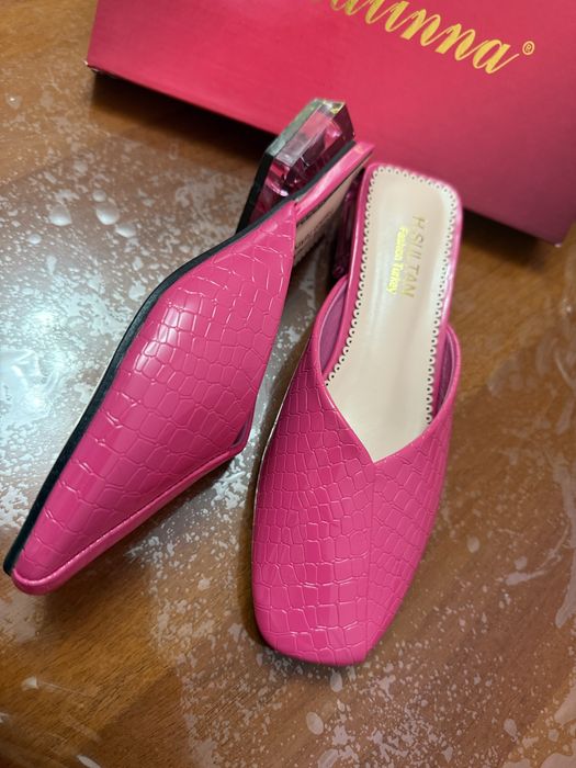 Oyoq kiyim yangi razmer 36