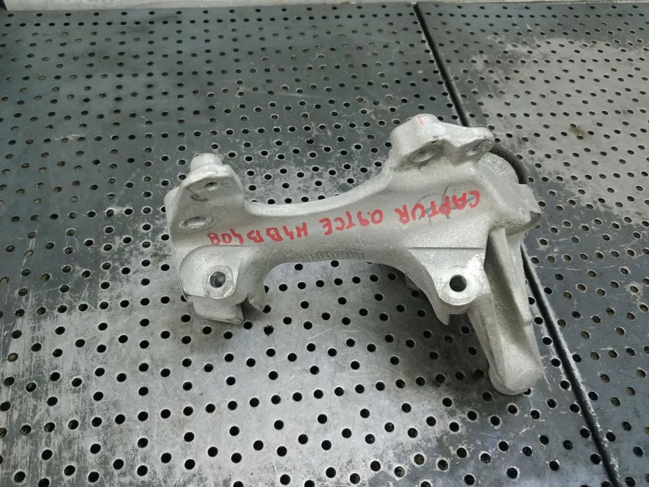 suport accesorii 0.9 tce h4bb408 renault clio 4 captur 117104384r