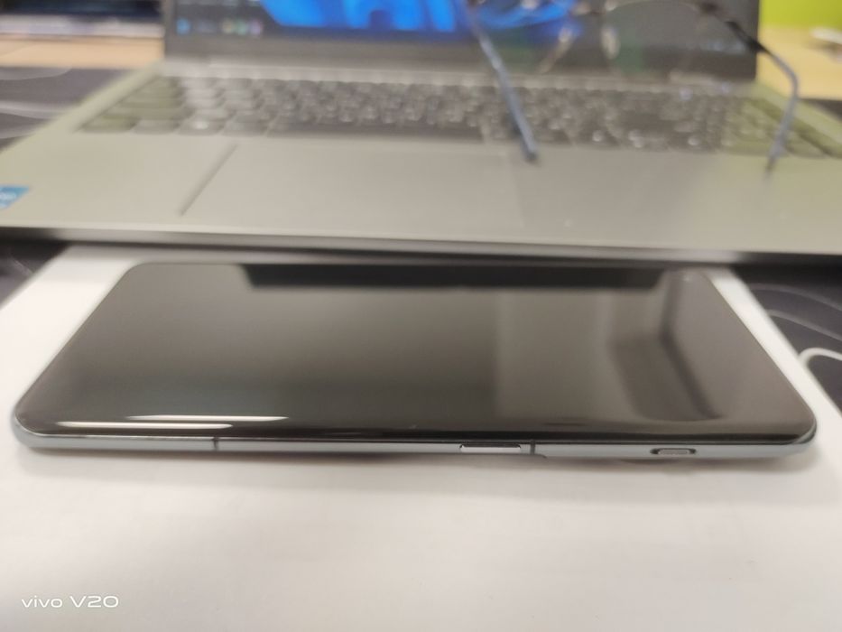 One Plus 11 16+512gb