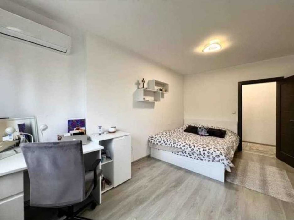 Продава се Тристаен апартамент в Варна, Бриз - 133 кв.м за 2369 €/кв.м - Снимка #4