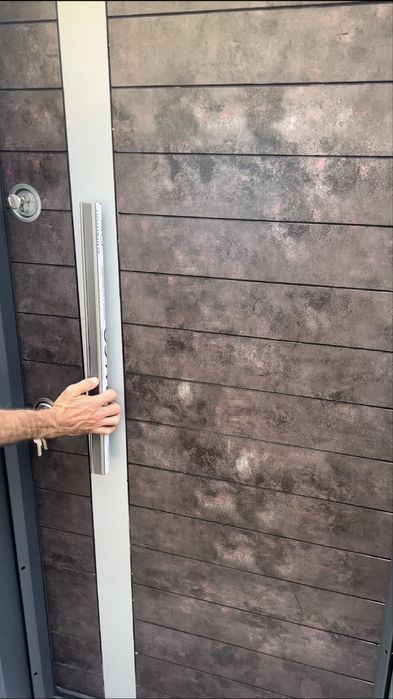 Входна врата не облякана каса Green