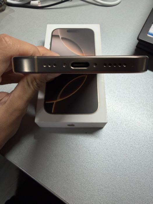 Iphone 16 pro 512 GB като нов!