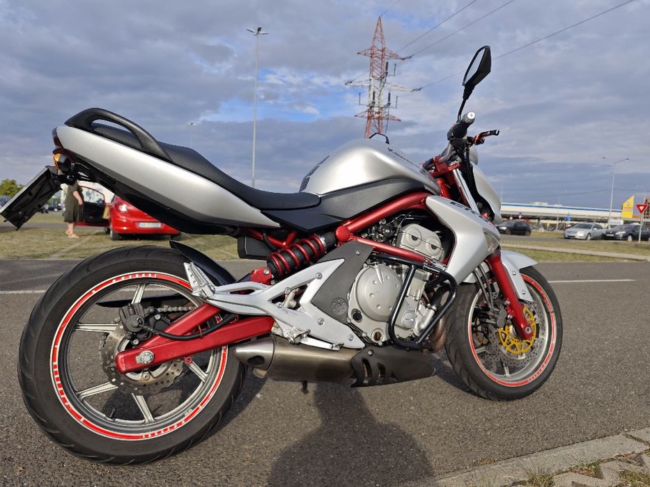 Kawasaki ER-6n er6n er6 an 2006 stare foarte buna, se poate limita A2