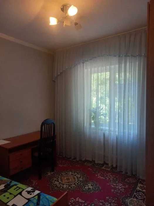 Карасу-1 3/3/5 Ориентир Конечка ,балкон 2х6 Среднее состояние