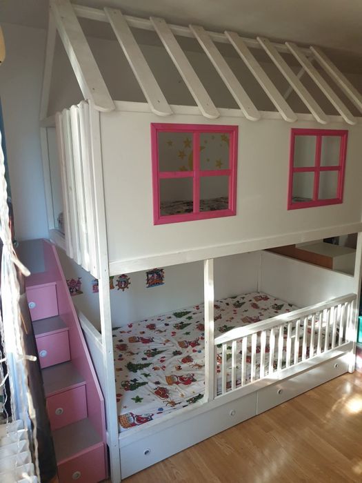 Vand pat tip casuta cu etaj si ferestre plus saltea