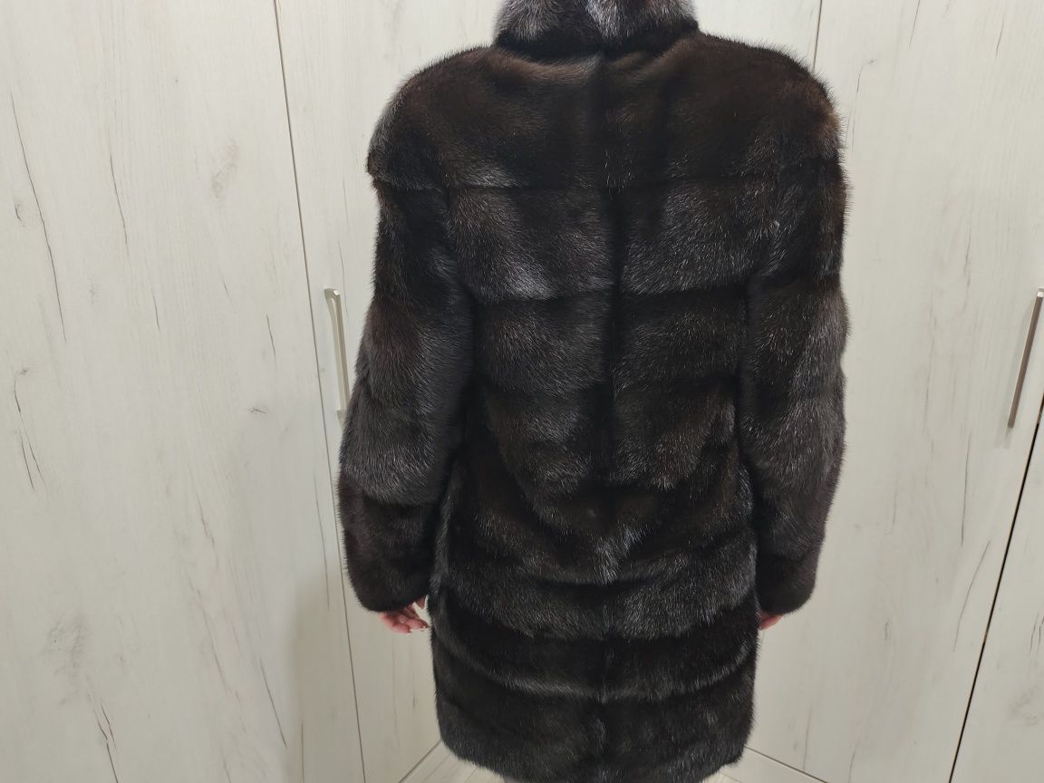 Продам Женскую Норковую Шубу 2в1