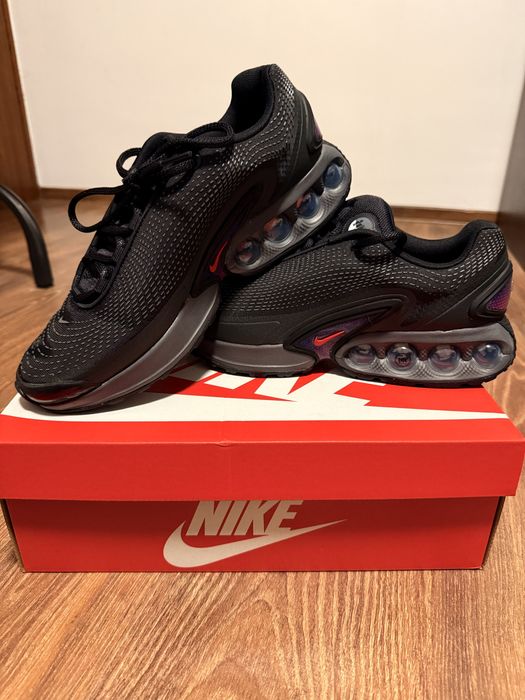 Imbracaminte baiat 4-5 ani + AirMax DN