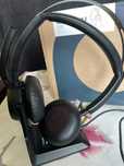 Професионални бизнес безжични слушалки Plantronics Voyager focus 2