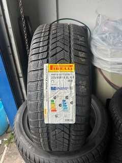 Anvelope Iarna Pirelli Sottozero 3 RFT 225 45 18
