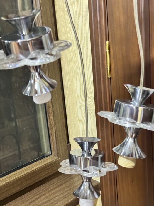 Люстры бывшие в употреблении