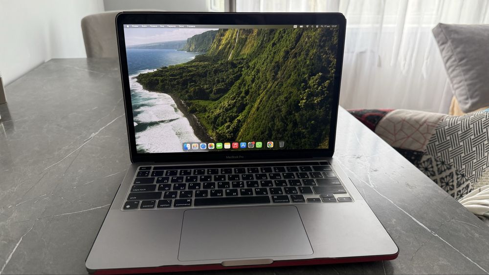 MacBook Pro, Apple M2 , 8 Gb, Диск 250 Gb