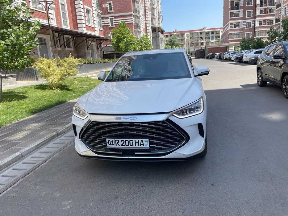 BYD Song Plus DMi gibrid sotiladi