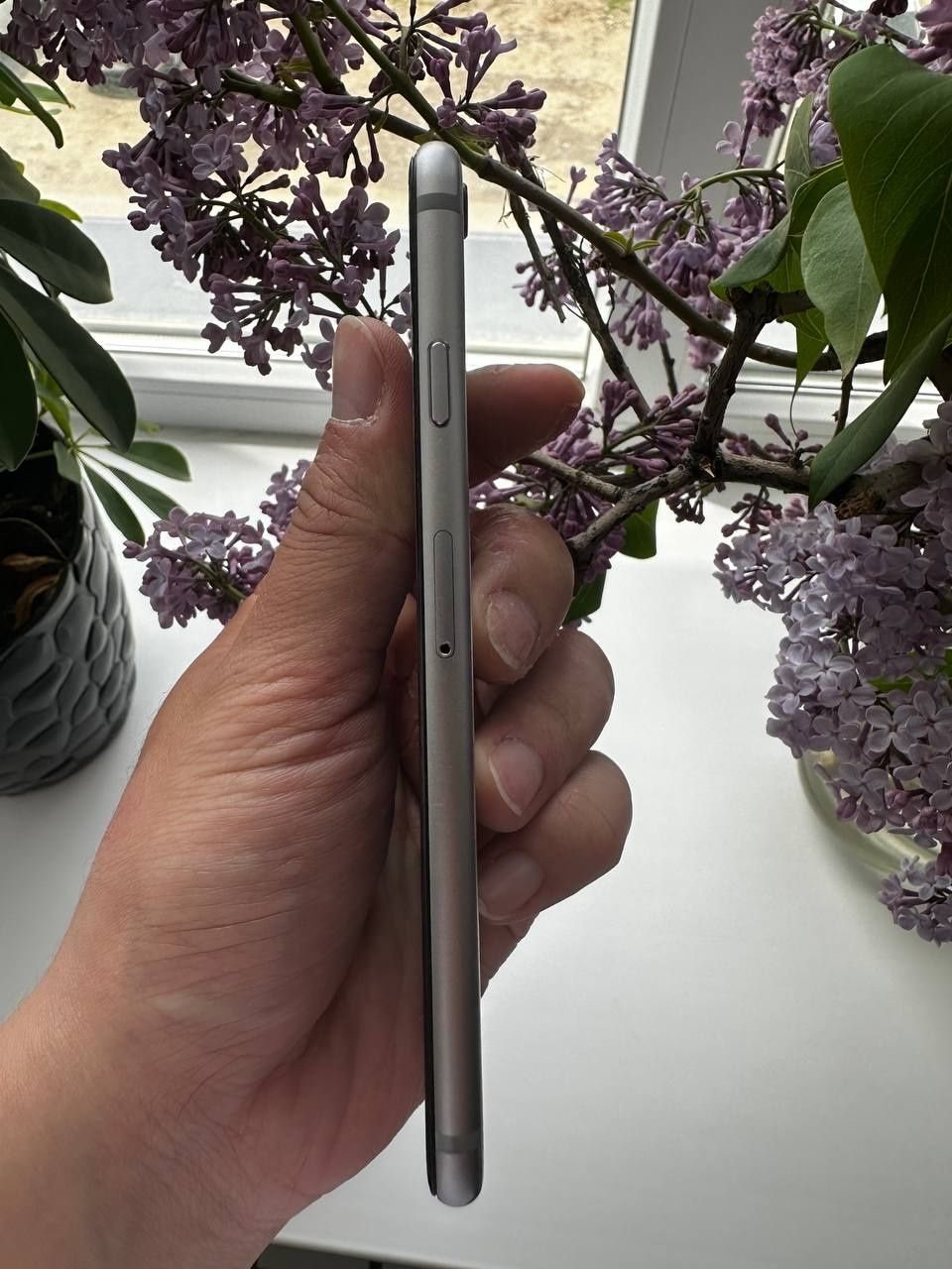 Продам IPhone 6, б/у