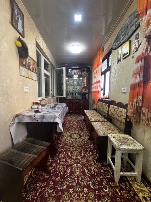 Чирчик шахар 3 м/р 3х Нархи 38.000$ Бош толов ва паспорт билан Ипотека