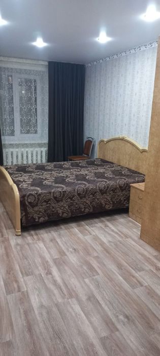 2 комн р-он 8 школы,кафе Ахтамар