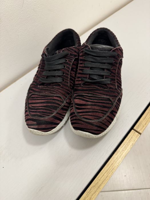 JUST CAVALLI Zebra Suede Violet Sneakers