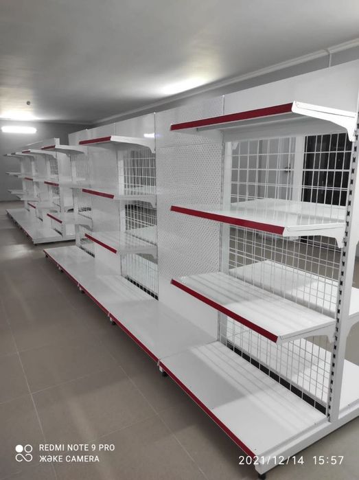 Торговое оборудование и стеллажи