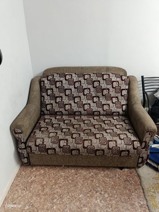 Сафа раздвижная 50000 тг (договорная)