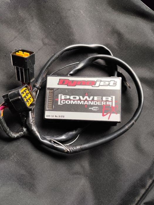 Пауър командер свален от Yamaha R6 2006