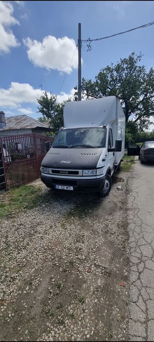 Iveco daily cub cu lift