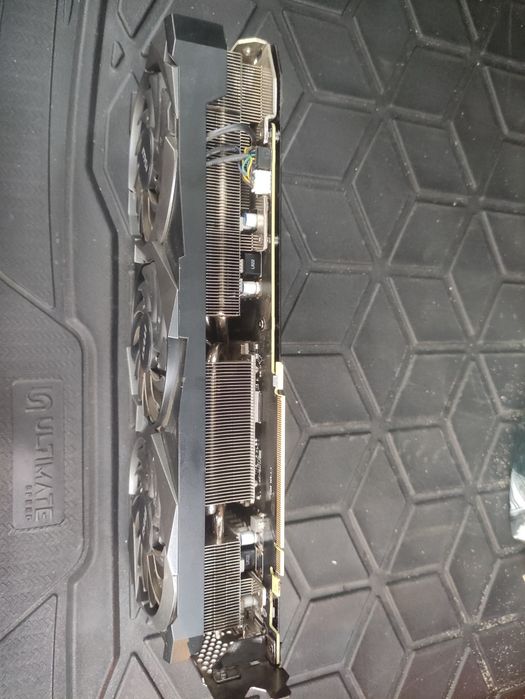Msi Geforce Rtx 3090 Видеокарта в отлично състояние