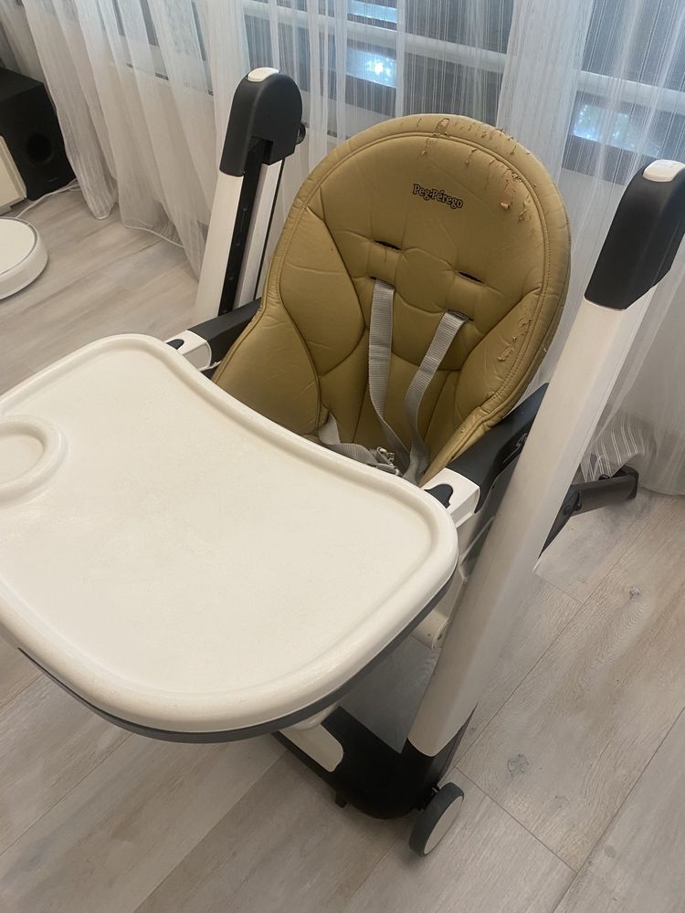 Peg Perego столче за хранене