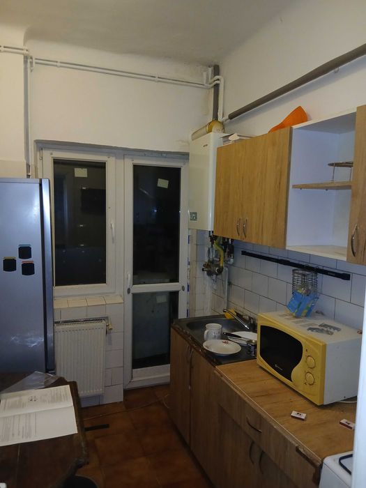 Vand 3 cam 64 mp et 2/3 Bd Cantemir sau schimb cu apartament in Brasov