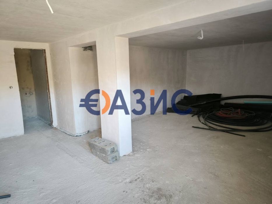 Нова двуетажна къща във вилно селище край Бургас, с. Черни Връх, 280