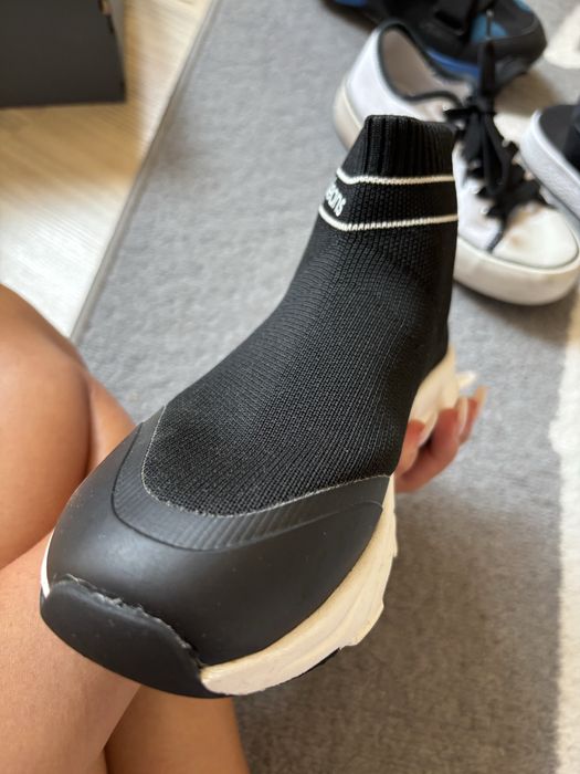 Pepe Jeans - апрески! Calvin Klein - чорап!