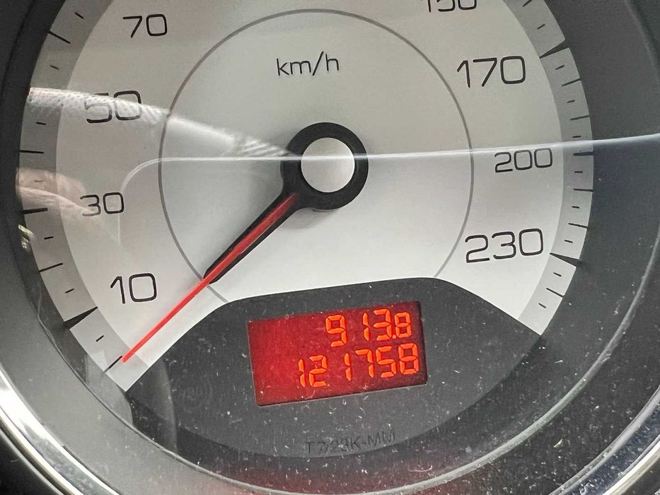 Пежо 308 автоматик
