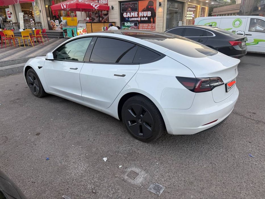 Tesla model 3 long range 2022 USA