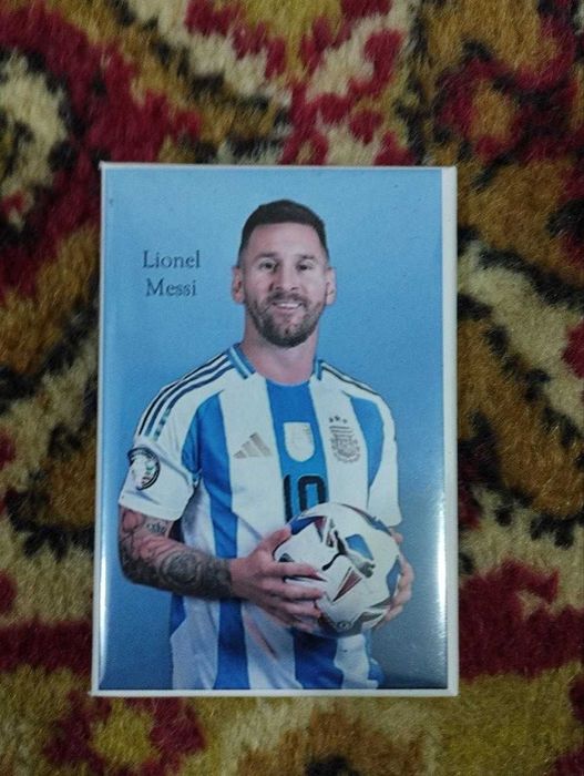 продам магниты на холодильник новые