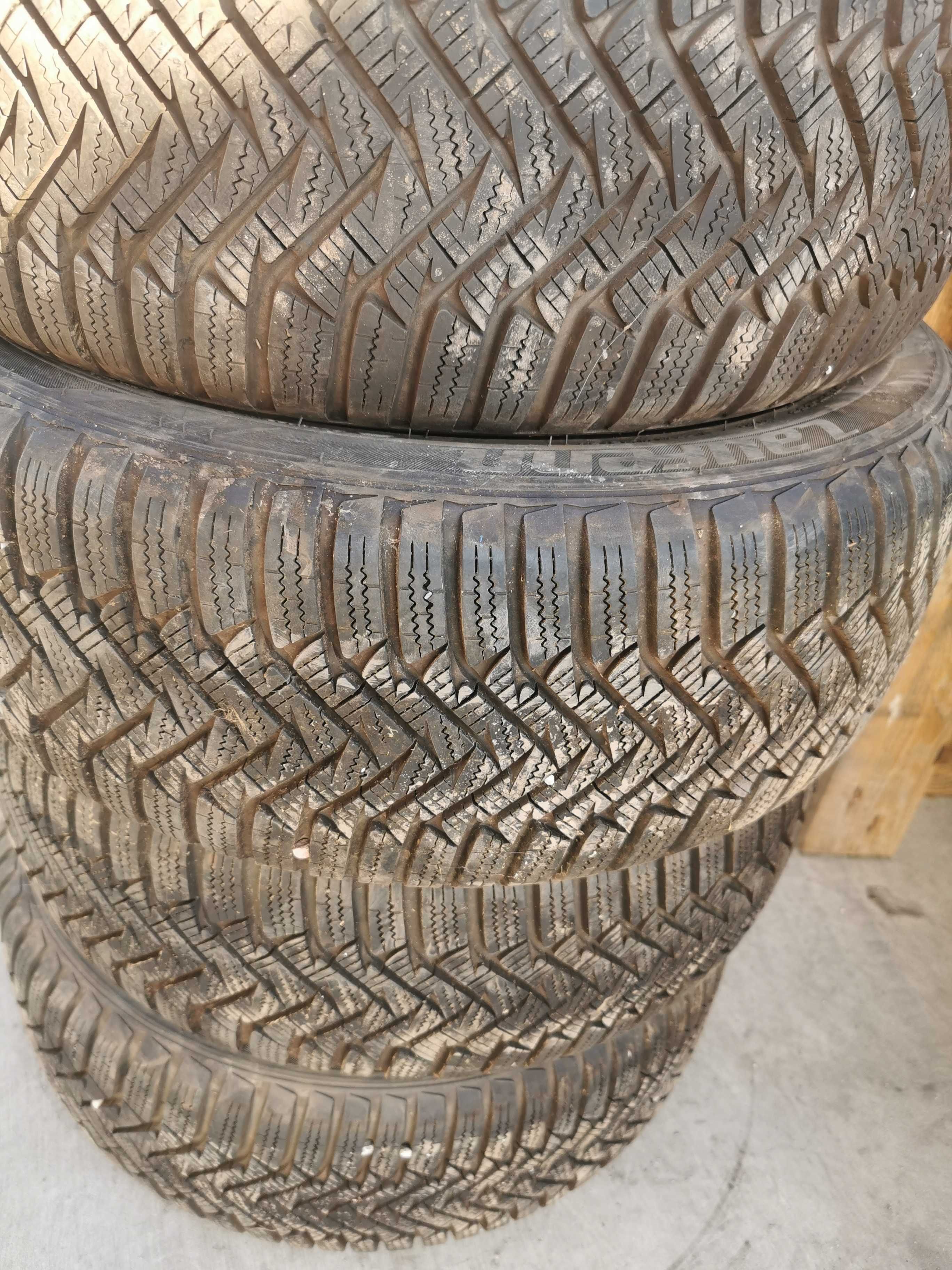 Зимни гуми 4 x  195/50 R15