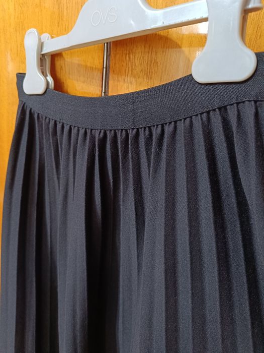 Fustă plisată neagră