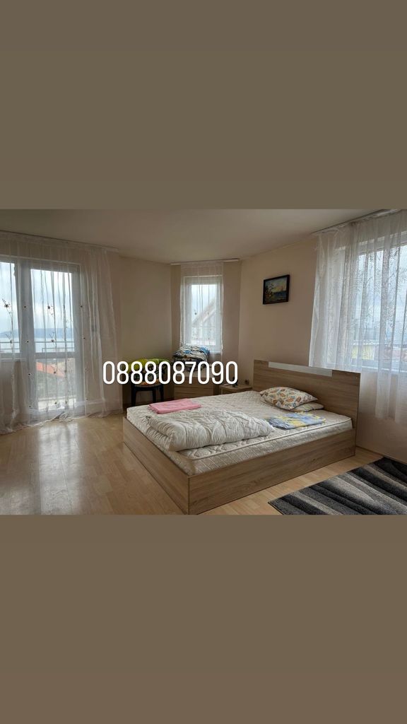 Дава се под наем Къща в Варна, ВИНС - 275 кв.м за 765 € - Снимка #13