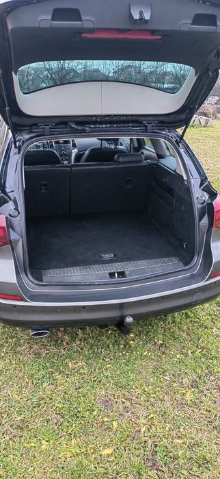 Vând Opel Astra J Sport Tourer 2.0 CDTI 165 CP Euro 5