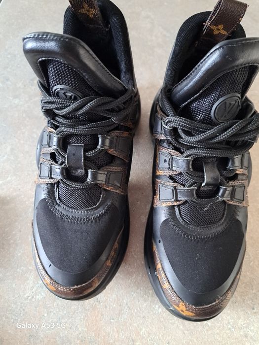 Adidasi dama LV nr 36 pret 110 lei