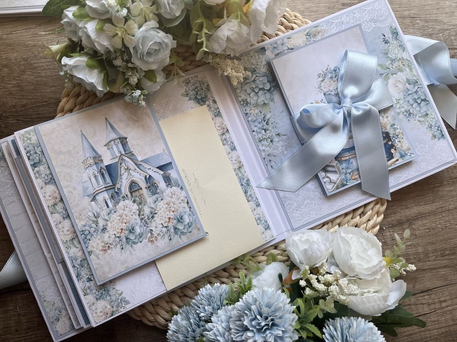 Сватбен албум в синьо