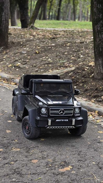 Masinuta electrica pentru 2 copii Mercedes G63 6x6 270W culoare Negra