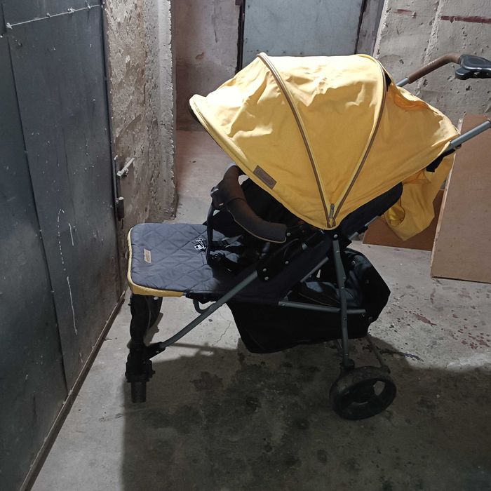 Бебешка  количка