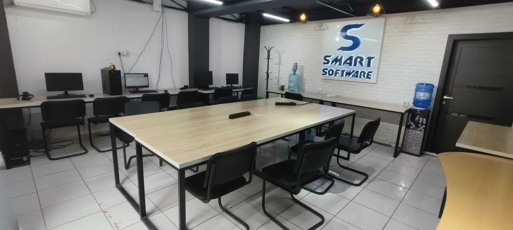 Офисы в коворкинг зоне. Аренда офиса / Coworking.  + Юридический адрес